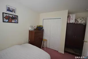 1376 Chopsey Hill Rd, Bridgeport, CT 06606 - Photo 16