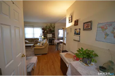 1376 Chopsey Hill Road, Bridgeport, CT 06606 - Photo 10