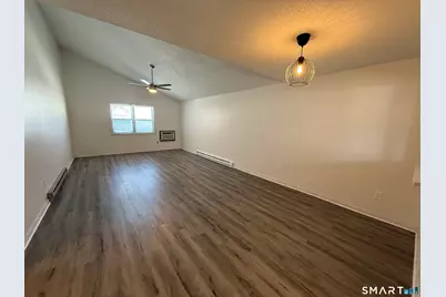 699 South Main Street #APT 323, Torrington, CT 06790 - Photo 2