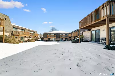 180 Colonial Road #APT A2, Stamford, CT 06906 - Photo 24