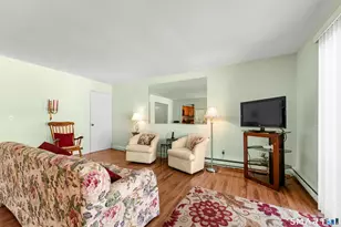 180 Colonial Rd, Stamford, CT 06906 - Photo 8