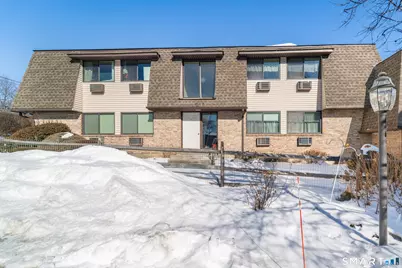 180 Colonial Road #APT A2, Stamford, CT 06906 - Photo 1