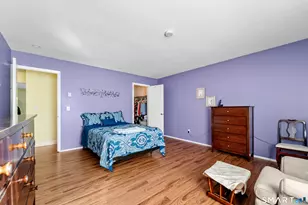 180 Colonial Rd, Stamford, CT 06906 - Photo 16