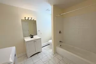 114 Albright Ave, Stratford, CT 06614 - Photo 6