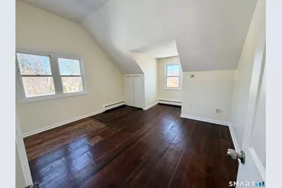 114 Albright Avenue #2nd floor, Stratford, CT 06614 - Photo 8