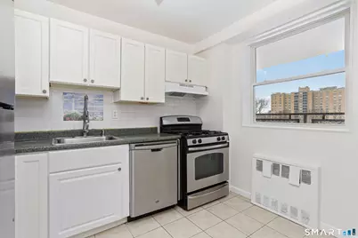 91 Strawberry Hill Avenue #APT 639, Stamford, CT 06902 - Photo 6