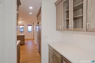 5 Caramoor Park, Bloomfield, CT 06002 - Photo 8