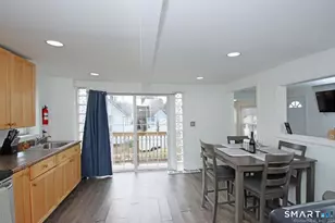 10 Ells St, Ansonia, CT 06401 - Photo 4