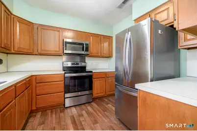 3 Valley View Road #APT 45, Norwalk, CT 06851 - Photo 6