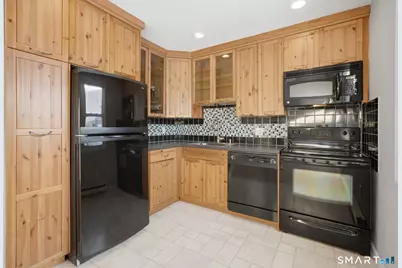 1 Abbott Road #44, Ellington, CT 06029 - Photo 8