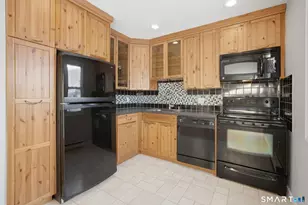 1 Abbott Rd, Ellington, CT 06029 - Photo 8