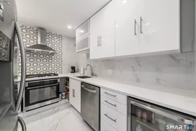 900 Mix Avenue #APT 123, Hamden, CT 06514 - Photo 6