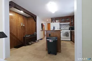 2 Sharren Ln, Enfield, CT 06082 - Photo 6