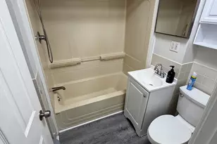 67 Hanford Ave, Bridgeport, CT 06605 - Photo 12