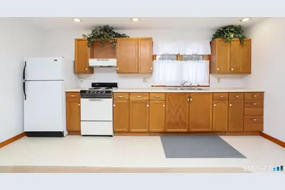 8 Housman Street, Danbury, CT 06810 - Photo 20