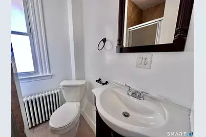 1082 Townsend Avenue #1st Floor, New Haven, CT 06512 - Photo 8