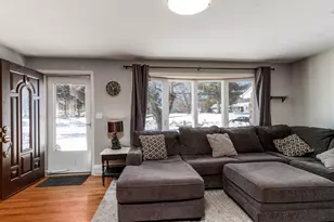 190 Elmwood Dr, Meriden, CT 06450 - Photo 10