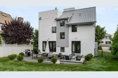 200 Hillspoint Road, Westport, CT 06880 - Photo 36