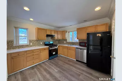 769 Ogden Street, Bridgeport, CT 06608 - Photo 4