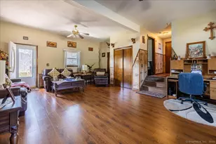 810 Roosevelt Dr, Derby, CT 06418 - Photo 24