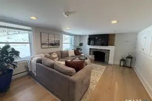 826 Dogburn Rd, Orange, CT 06477 - Photo 8