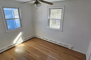 53 Martone St, Waterbury, CT 06708 - Photo 4