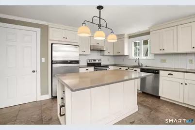 22 Beverly Road, Trumbull, CT 06611 - Photo 6