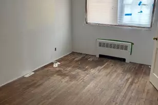 305 Granby St, Hartford, CT 06112 - Photo 14