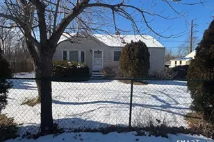 305 Granby St, Hartford, CT 06112 - Photo 1