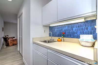 690 Forest Road #651, West Haven, CT 06516 - Photo 14