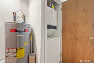 14 Newtown Rd, Danbury, CT 06810 - Photo 16