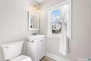 43 Crosby St, West Hartford, CT 06119 - Photo 12