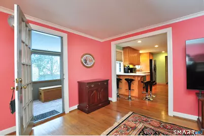 22 Tunxis Road, West Hartford, CT 06107 - Photo 12