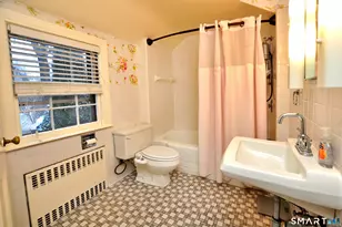 22 Tunxis Rd, West Hartford, CT 06107 - Photo 34