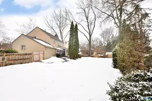 22 Tunxis Rd, West Hartford, CT 06107 - Photo 38