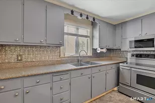 5 Briar Ln, Berlin, CT 06037 - Photo 6