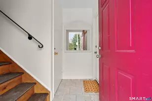 110 Burwood Ave, Stamford, CT 06902 - Photo 18