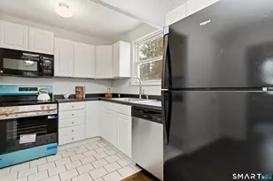 134 Morningside Dr E, Bristol, CT 06010 - Photo 14