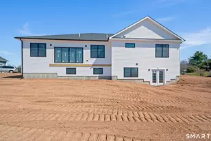 290 Gardner St, Manchester, CT 06040 - Photo 2