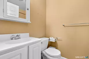 22 Neagle St, Naugatuck, CT 06770 - Photo 14