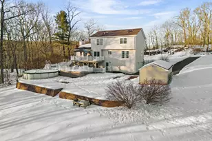 11 Lantern Ridge Rd, Beacon Falls, CT 06403 - Photo 4