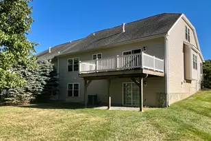 65 Oak Mdw Ln, Torrington, CT 06791 - Photo 10