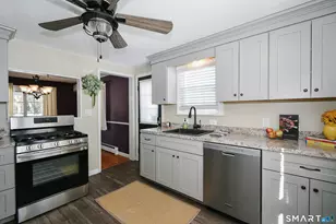 86 Doane St, Manchester, CT 06042 - Photo 2