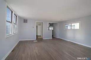 10C Crouch Rd, Branford, CT 06405 - Photo 6