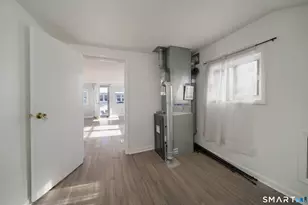 10C Crouch Rd, Branford, CT 06405 - Photo 8