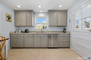 23 Warner Ave, West Haven, CT 06516 - Photo 6
