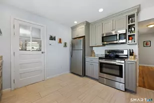 23 Warner Ave, West Haven, CT 06516 - Photo 8