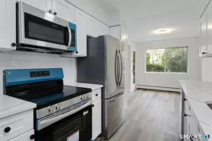 154 Cold Spring Rd, Stamford, CT 06905 - Photo 2