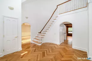 1 Megan Ln, Stamford, CT 06905 - Photo 4