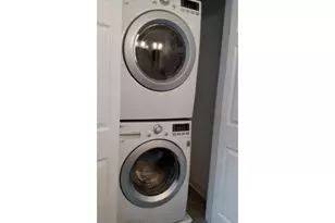 1 Hamilton St, New London, CT 06320 - Photo 22